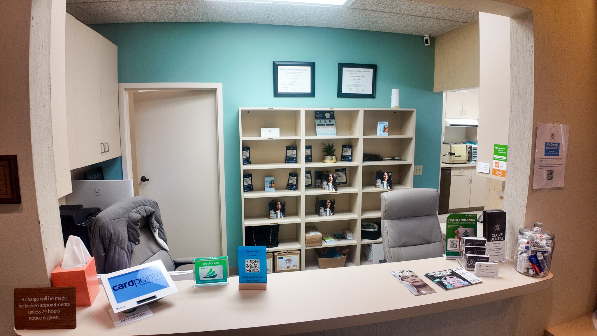 Dentist in Thousand Oaks