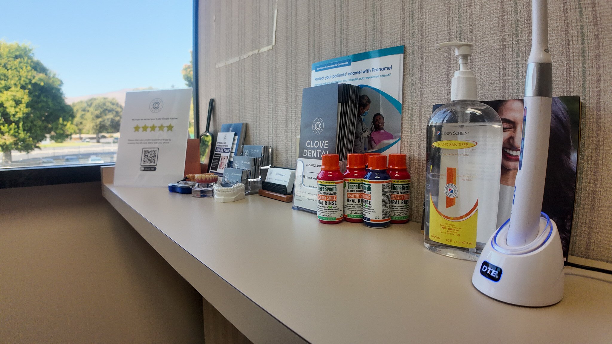 Dentist in Thousand Oaks