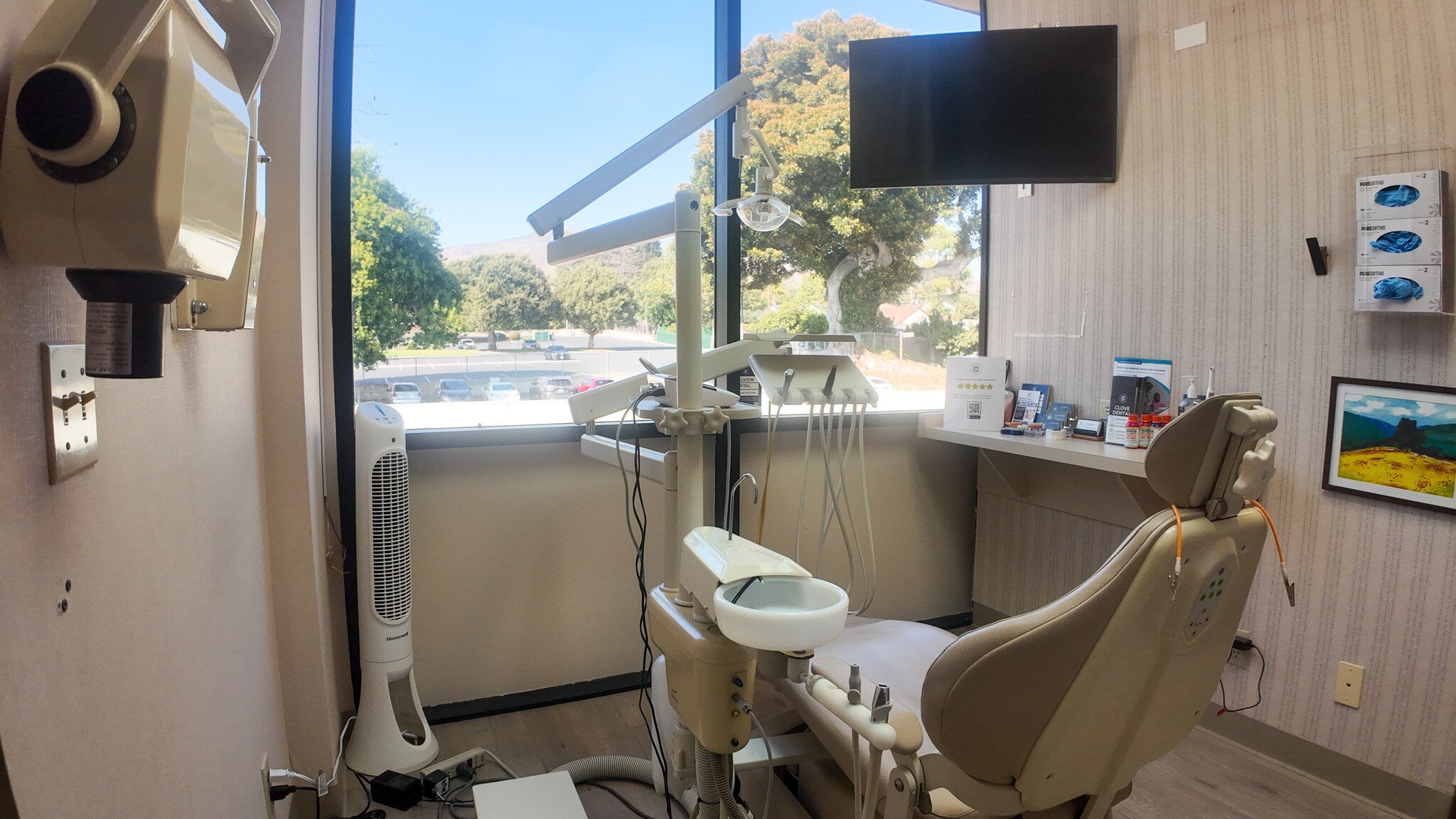 Dentist in Thousand Oaks